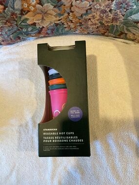 NIB Starbucks Trick-or-Treat 6 Reusble Hot Cups Glow-in-the-Dark